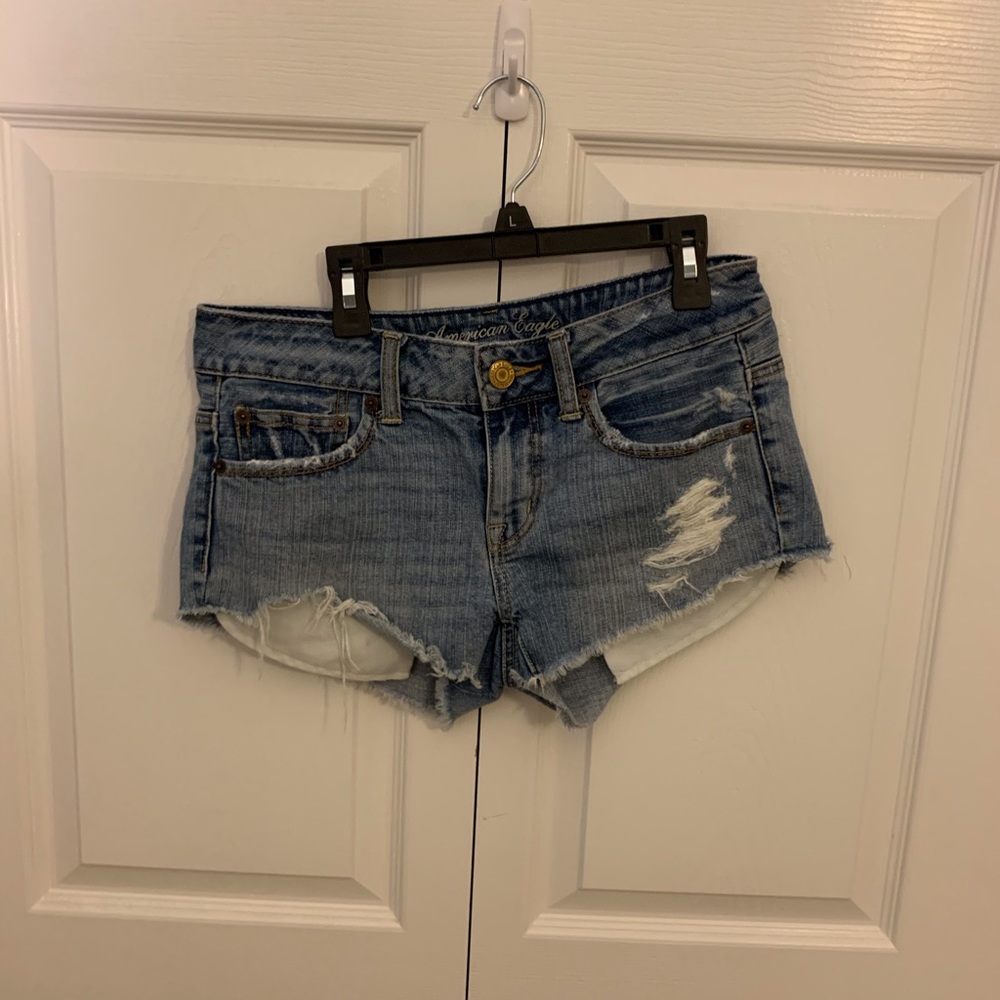 American Eagle low rise Jean shorts
